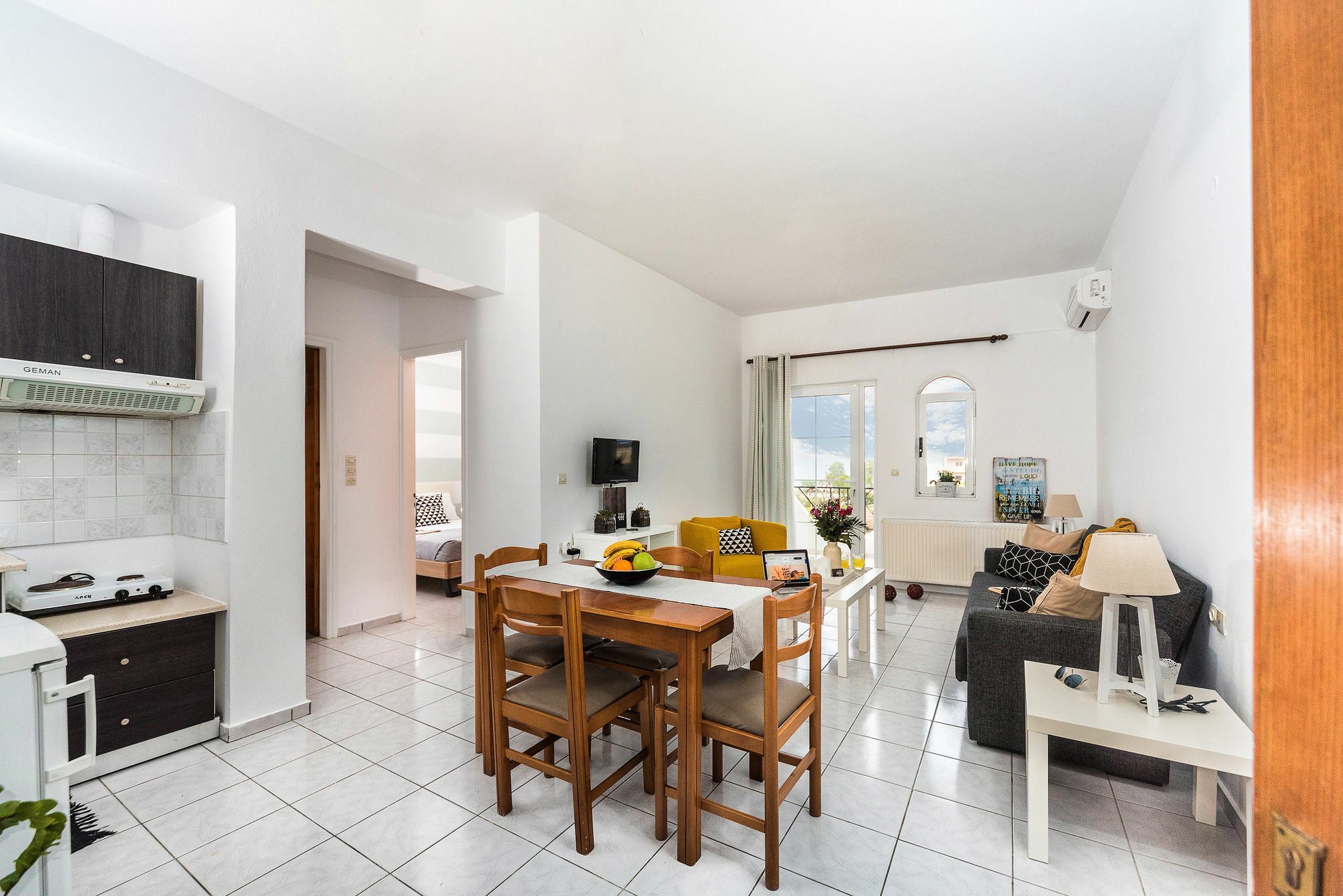 Ikaros Suites Amoudara  Экстерьер фото